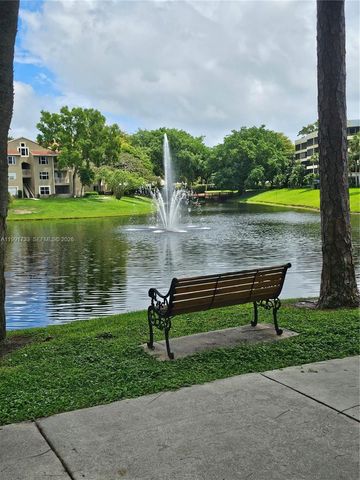 1780 Palm Cove 6-202, Delray Beach, FL 33445