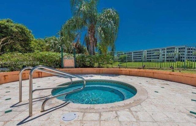1780 Palm Cove 6-202, Delray Beach, FL 33445