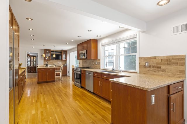 57 Carl Road, Holliston, MA 01746
