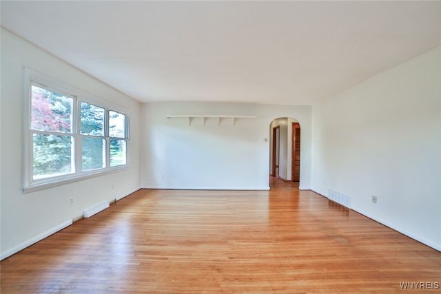 13676 Bloomingdale Road, Newstead, NY 14001