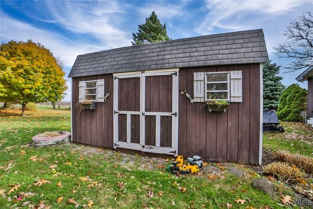 13676 Bloomingdale Road, Newstead, NY 14001