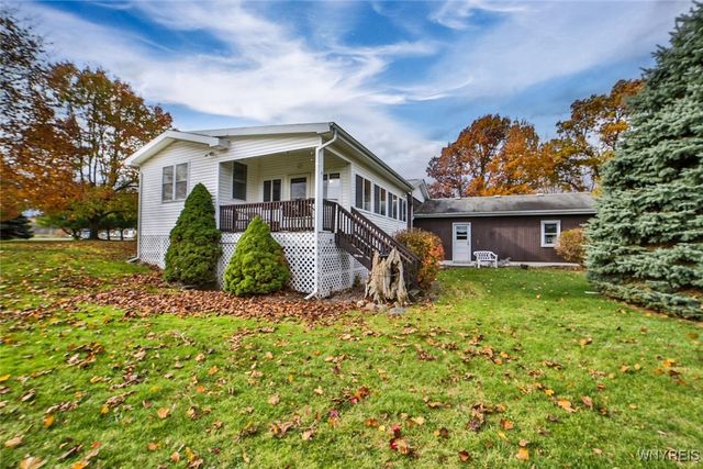 13676 Bloomingdale Road, Newstead, NY 14001