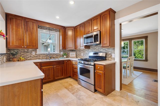 180 Yarmouth Road, Rochester, NY 14610