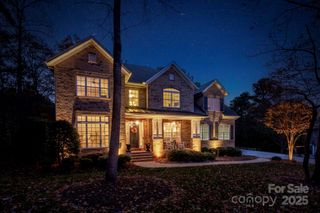111 Stamford Court, Mooresville, NC 28117