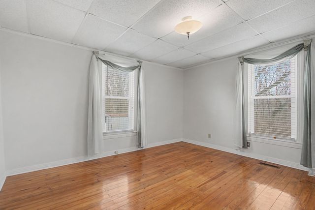 704 Fleming St, Columbia, TN 38401