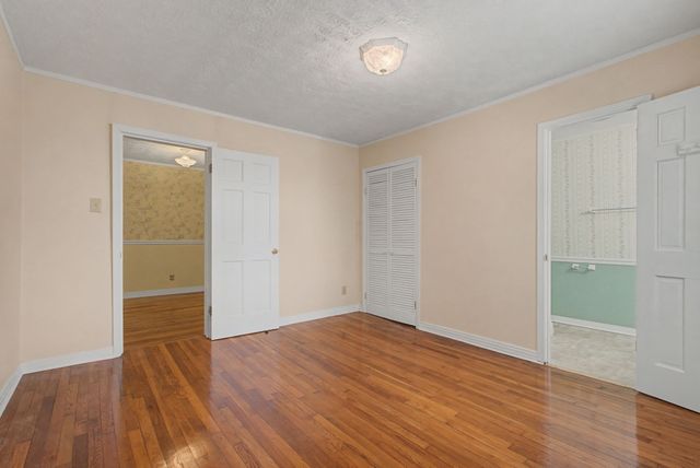 704 Fleming St, Columbia, TN 38401