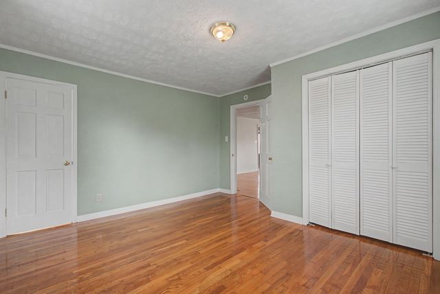 704 Fleming St, Columbia, TN 38401