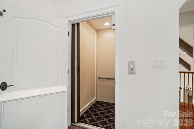9105 Island Point Road, Charlotte, NC 28278