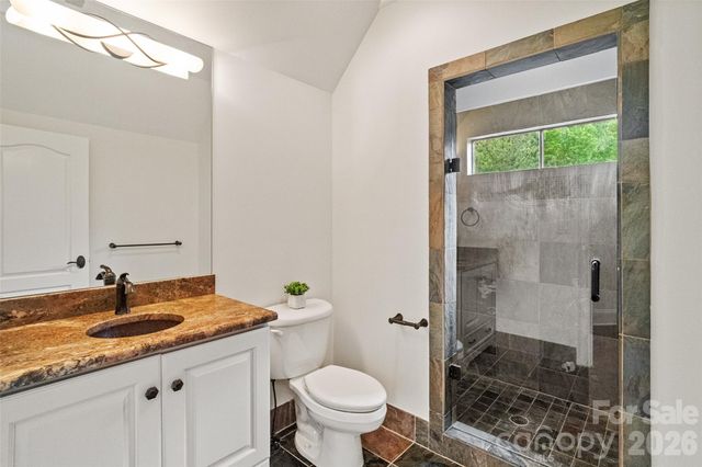 9105 Island Point Road, Charlotte, NC 28278