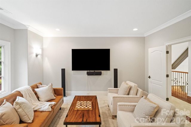 9105 Island Point Road, Charlotte, NC 28278
