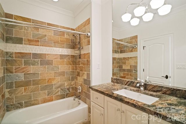 9105 Island Point Road, Charlotte, NC 28278