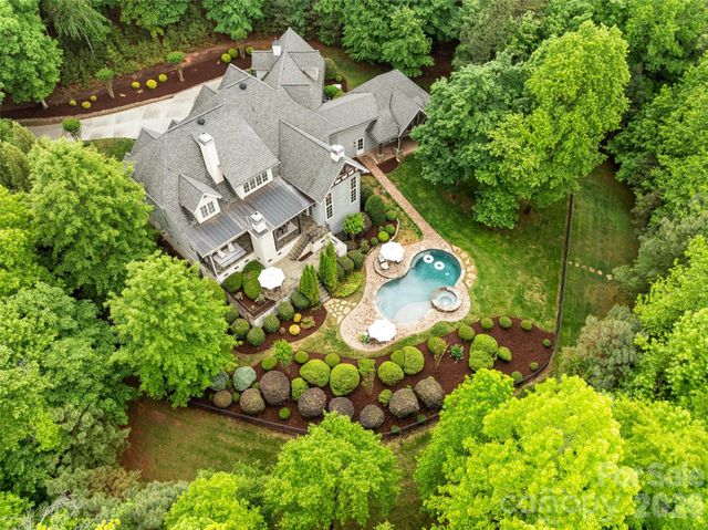9105 Island Point Road, Charlotte, NC 28278