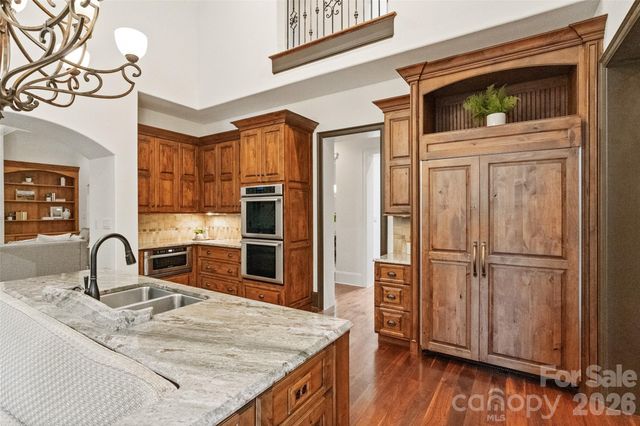 9105 Island Point Road, Charlotte, NC 28278