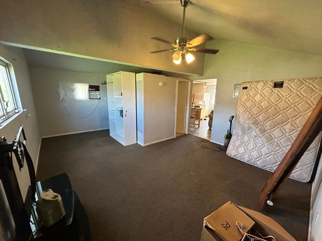 13990 N Applegate Road, Applegate, OR 97530