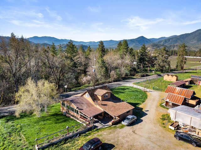 13990 N Applegate Road, Applegate, OR 97530