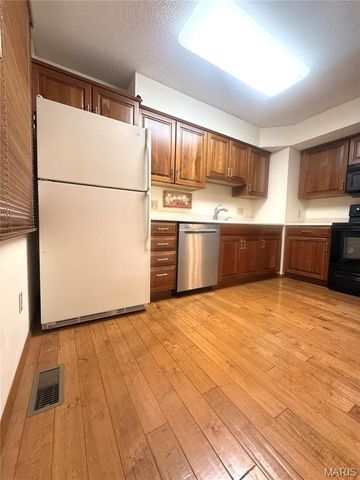 2041 Falling Brook Drive, Maryland Heights, MO 63043