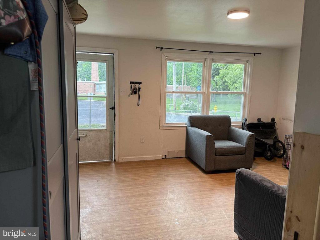 Image 5 of property listing at 21364 CAMBRIDGE AVE, Lexington Park, MD 20653