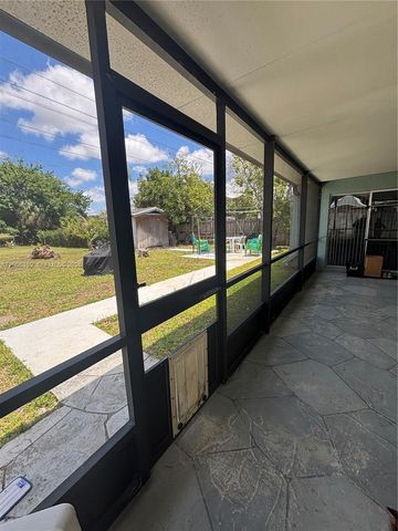 7471 SW 1st St, Margate, FL 33068