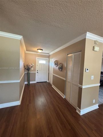 7471 SW 1st St, Margate, FL 33068