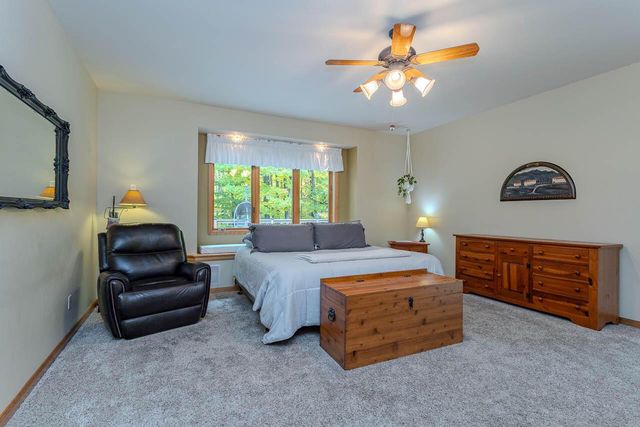 226936 Boulder Ridge CIRCLE, Wausau, WI 54401