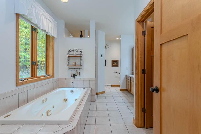 226936 Boulder Ridge CIRCLE, Wausau, WI 54401