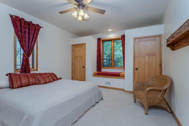 226936 Boulder Ridge CIRCLE, Wausau, WI 54401