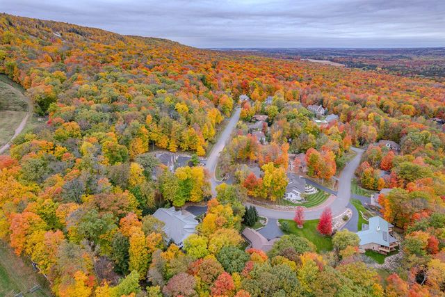 226936 Boulder Ridge CIRCLE, Wausau, WI 54401