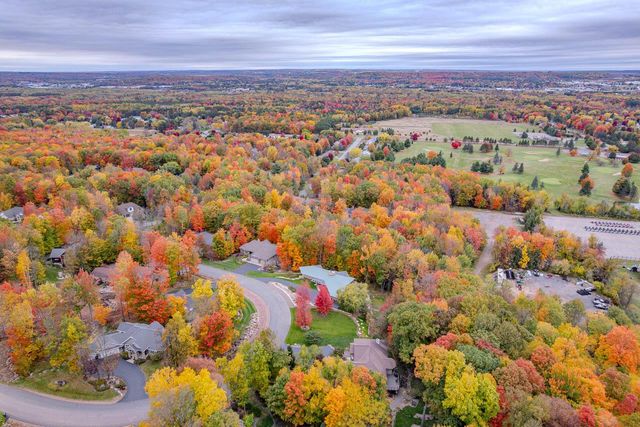 226936 Boulder Ridge CIRCLE, Wausau, WI 54401