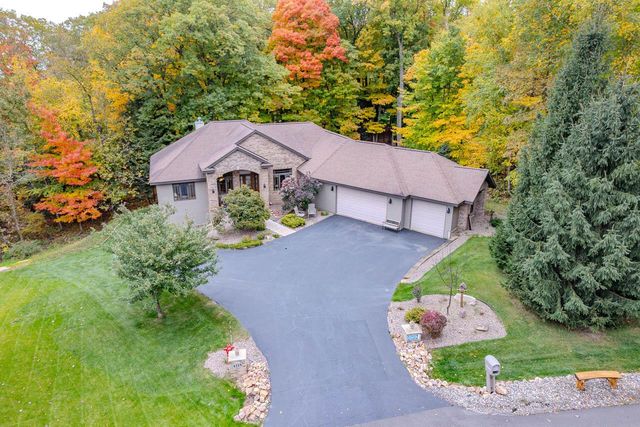 226936 Boulder Ridge CIRCLE, Wausau, WI 54401
