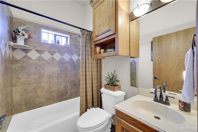 1208 Lake View Drive, Mission, TX 78572