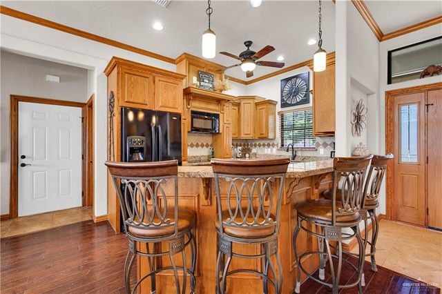 1208 Lake View Drive, Mission, TX 78572