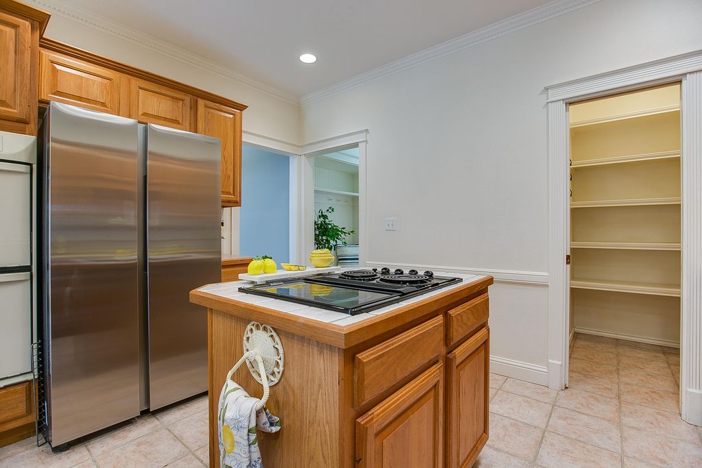 Image 15 of property listing at 1220 Dorchester Drive, San Angelo, TX 76901