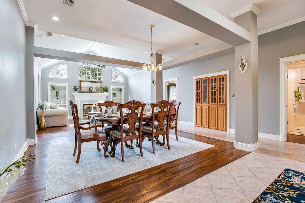 Image 4 of property listing at 1220 Dorchester Drive, San Angelo, TX 76901
