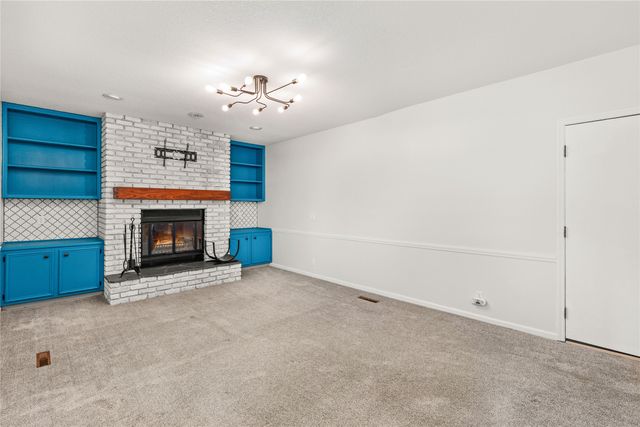1421 NW Pebble Drive, Ankeny, IA 50023