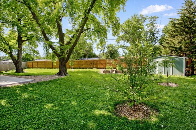 1421 NW Pebble Drive, Ankeny, IA 50023