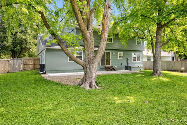 1421 NW Pebble Drive, Ankeny, IA 50023