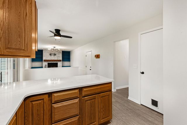 1421 NW Pebble Drive, Ankeny, IA 50023