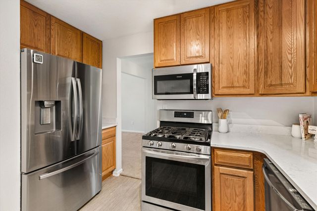 1421 NW Pebble Drive, Ankeny, IA 50023