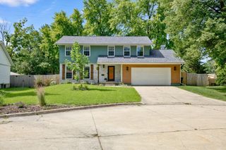 1421 NW Pebble Drive, Ankeny, IA 50023