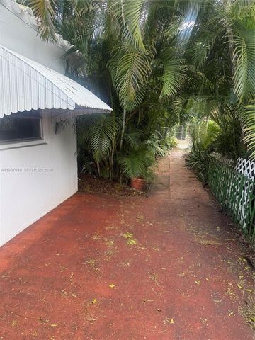 2023 Taylor St 2, Hollywood, FL 33020