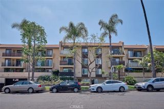 433 S Manhattan 213, Los Angeles, CA 90020