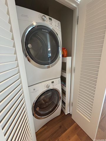 1108 Auahi Street 2908, Honolulu, HI 96814