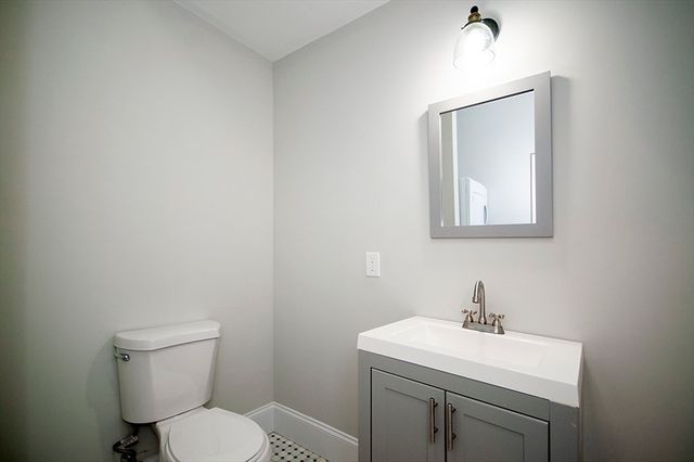 205 Marion St. 2, Boston, MA 02128