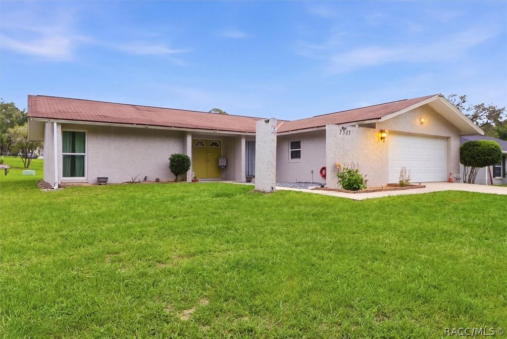 2507 Bluegrass Street, Inverness, FL 34453