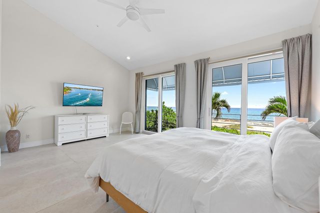11545 Old Ocean Boulevard B, Boynton Beach, FL 33435