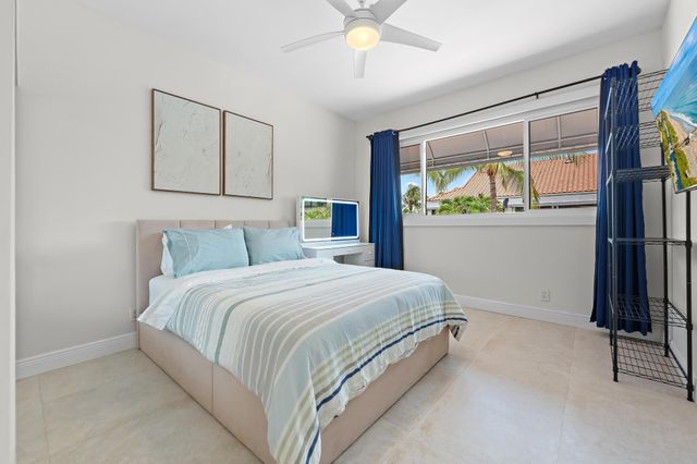 11545 Old Ocean Boulevard B, Boynton Beach, FL 33435
