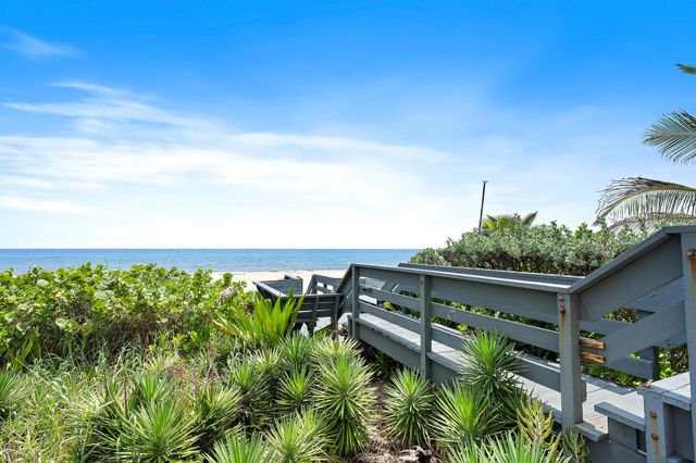 11545 Old Ocean Boulevard B, Boynton Beach, FL 33435