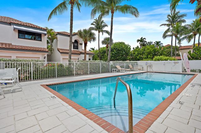 11545 Old Ocean Boulevard B, Boynton Beach, FL 33435