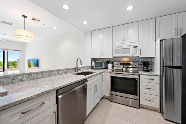 11545 Old Ocean Boulevard B, Boynton Beach, FL 33435