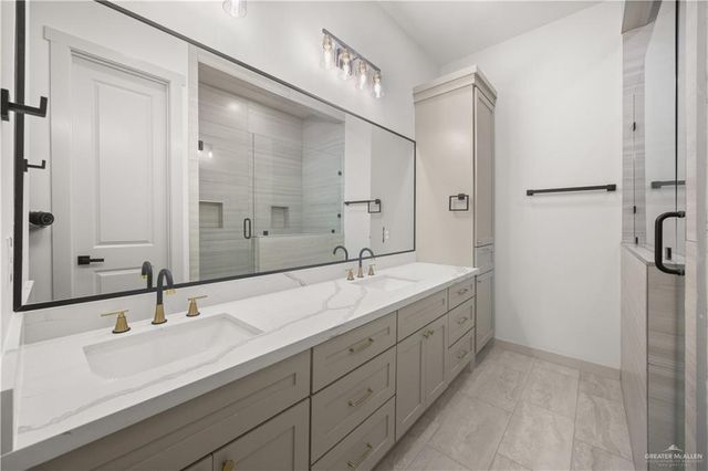 907 Platinum Street, Mission, TX 78572